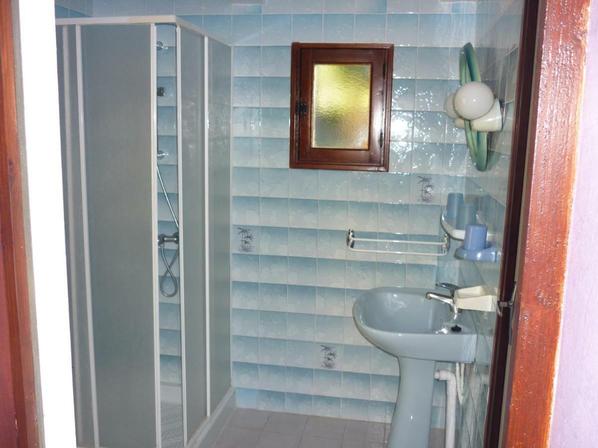 Bed and Breakfast Domaine De Rode Buze Cahors Exterior foto